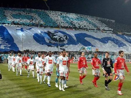 tifo du virage nord pour  le match de coupe de france om-lyon!!!!et bien sur lyon perd 2-1 c normale l'om en force