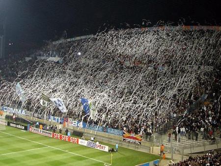 tifo du virage sud tro bo!!!aucun stade  ne pe  fair sa  babaabab